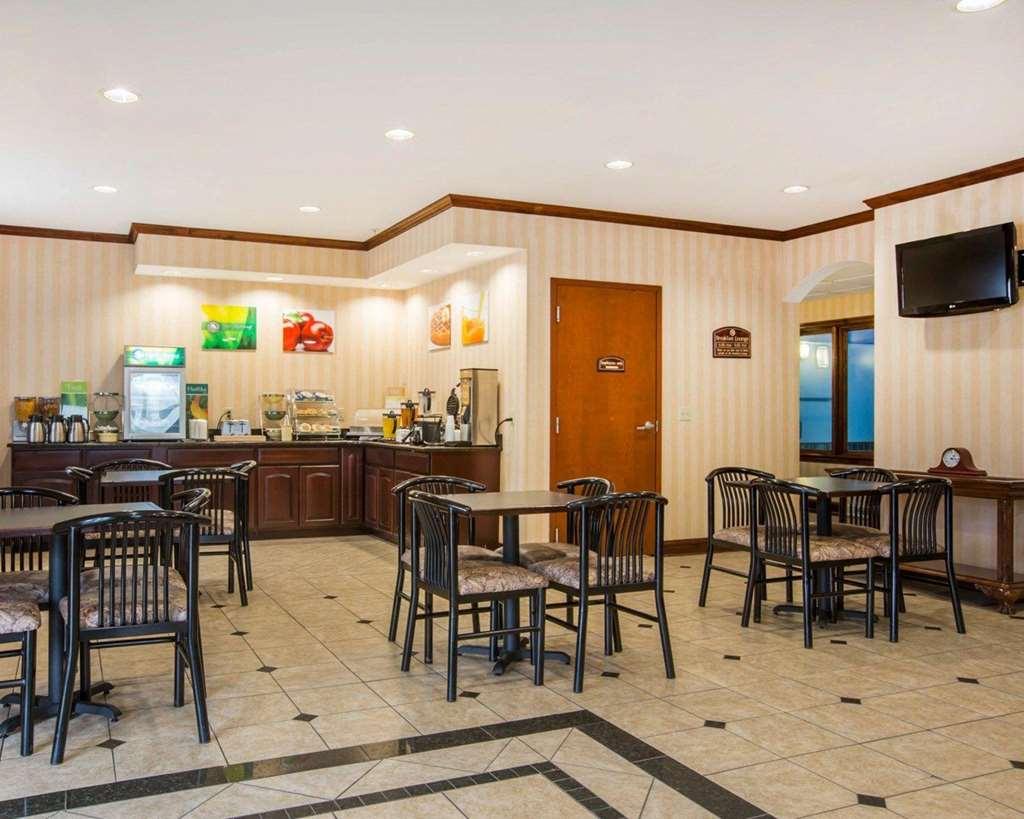 Econo Lodge Glens Falls - Lake George Bagian luar foto