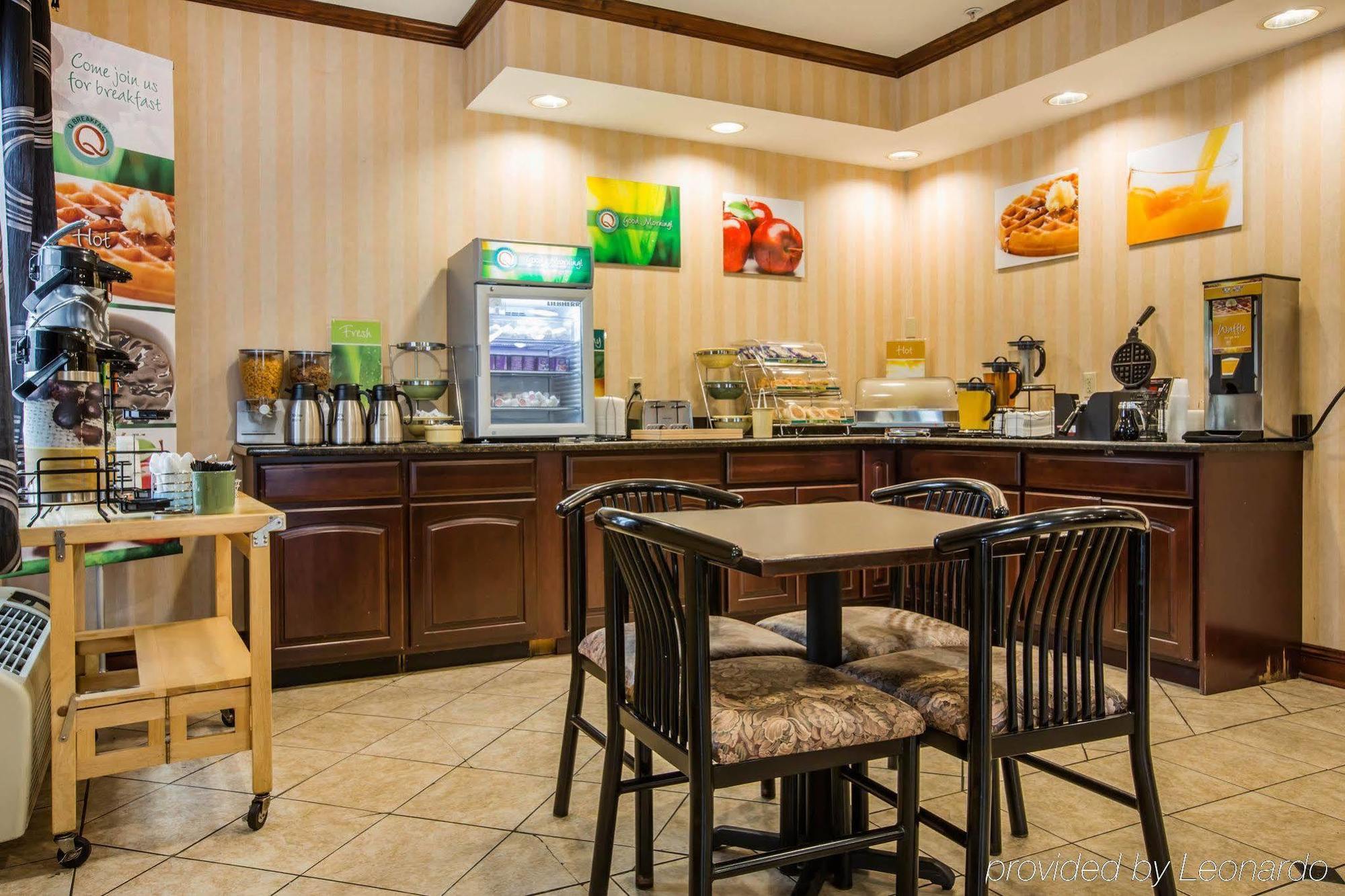 Econo Lodge Glens Falls - Lake George Bagian luar foto